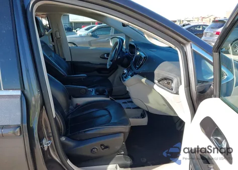 2020 Chrysler Pacifica Limited z USA, uszkodzony, nr VIN 2C4RC1GG0LR285591